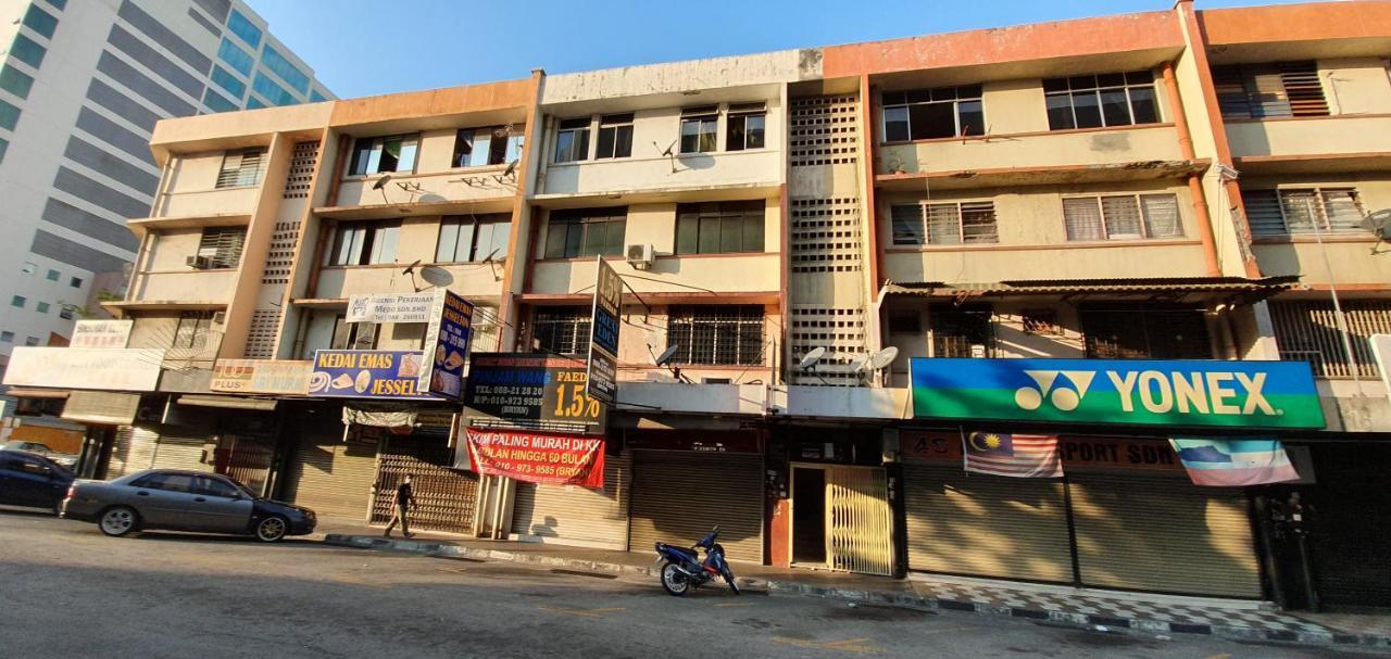 بيت شباب Escape Backpackers Kk كوتا كينابالو المظهر الخارجي الصورة