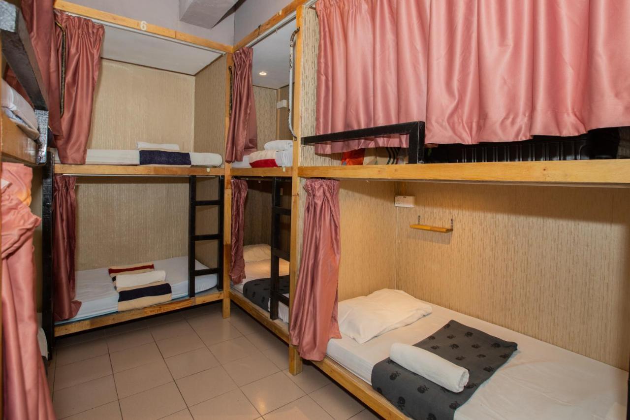 بيت شباب Escape Backpackers Kk كوتا كينابالو المظهر الخارجي الصورة