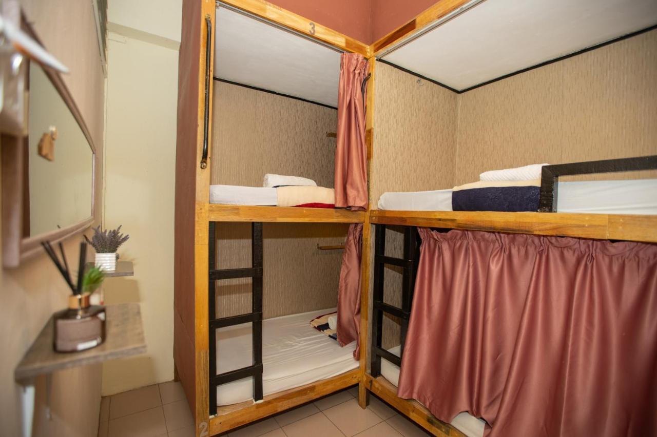 بيت شباب Escape Backpackers Kk كوتا كينابالو المظهر الخارجي الصورة