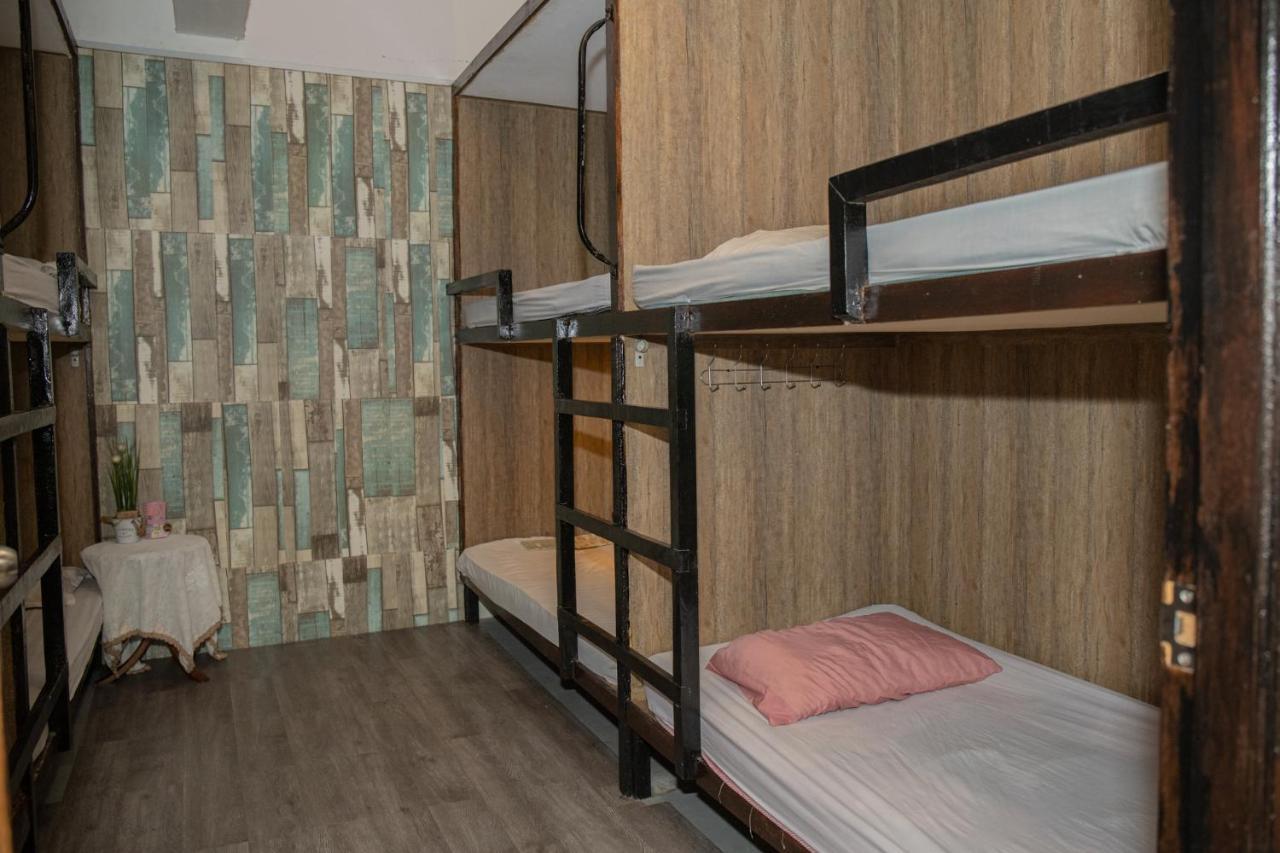 بيت شباب Escape Backpackers Kk كوتا كينابالو المظهر الخارجي الصورة